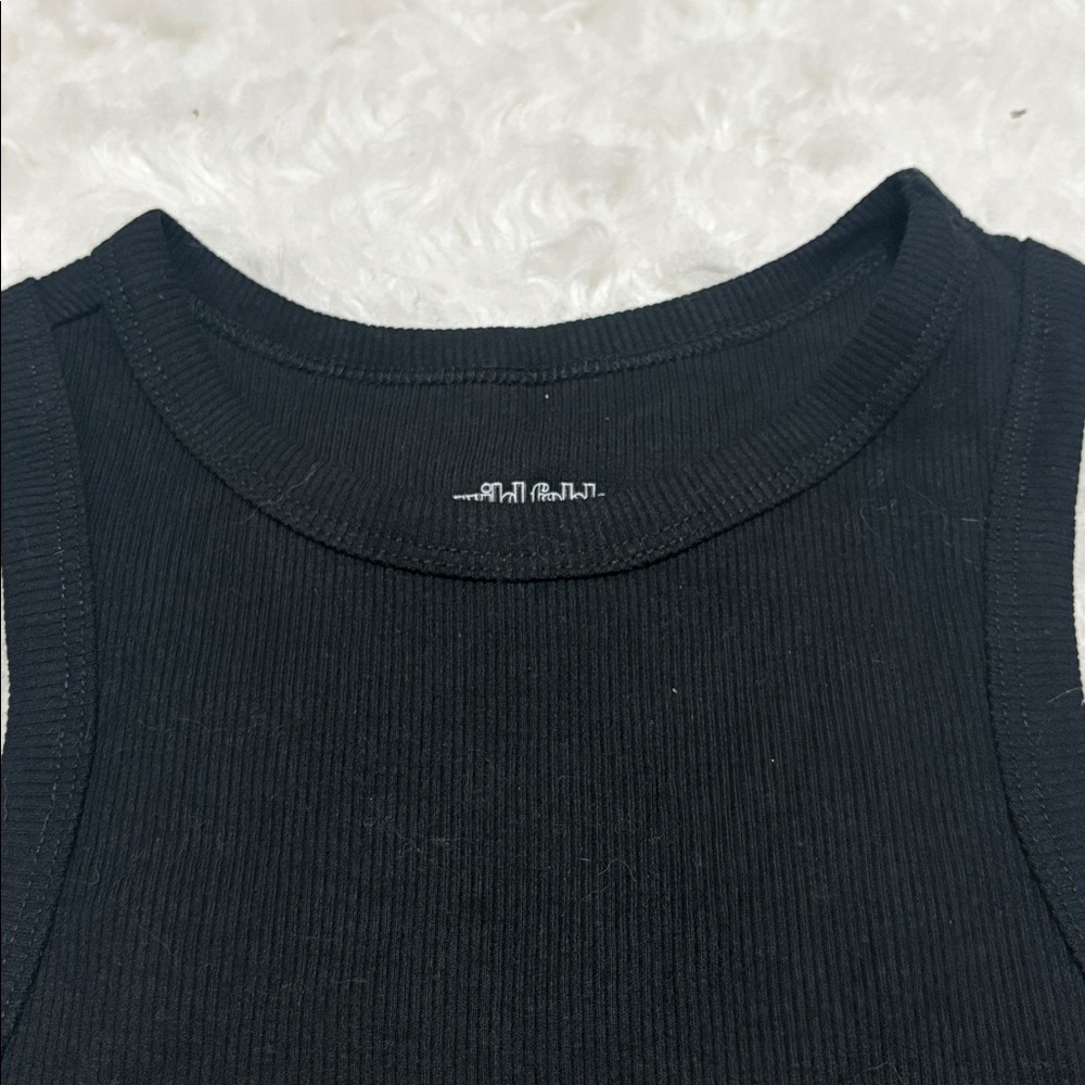 NWOT Wild Fable Ribbed Fitted Cropped Tank Size M - Picture 4 of 10